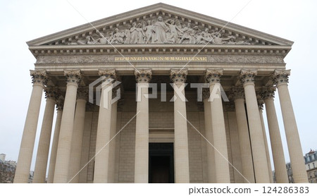 瑪德琳教堂，外形酷似帕德嫩神廟 124286383