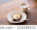 Coffee and cake 124286521