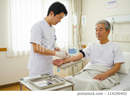 Male doctor 124290402