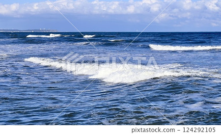 Kujukuri beach wave 124292105