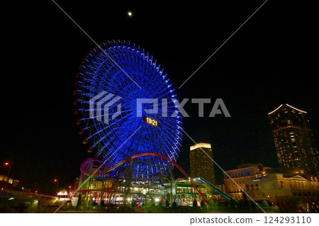 Yokohama cityscape night view Minatomirai district Yokohama cityscape night view Minatomirai district 124293110