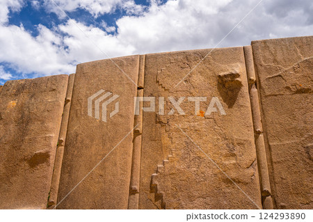 Ancient stone wall at the Inca fortress of Ollantaytambo, Peru Ancient stone wall at the Inca fortress of Ollantaytambo, Peru 124293890