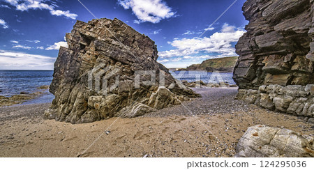 Beach of El Portizuelo, Spain 124295036