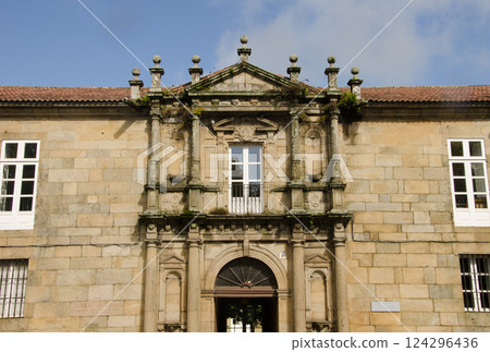 San Clemente de Pasantes School. 124296436