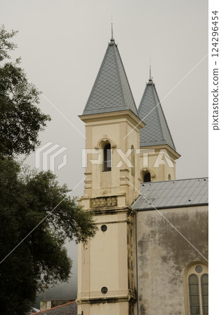 Church of Santa Rita de Xuvia. 124296454