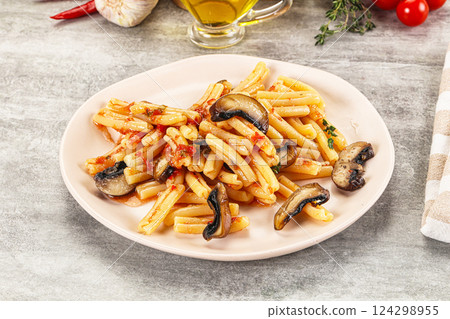 Italian cuisine - casafecce with mushrooms Italian cuisine - casafecce with mushrooms 124298955
