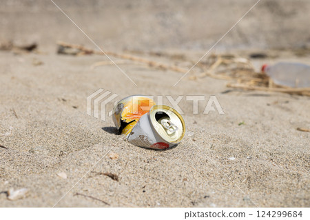 Marine trash 619 124299684