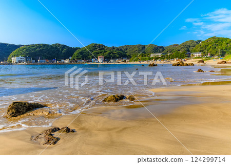 Shizuoka Prefecture, Shimoda City, Tonoura Beach 124299714