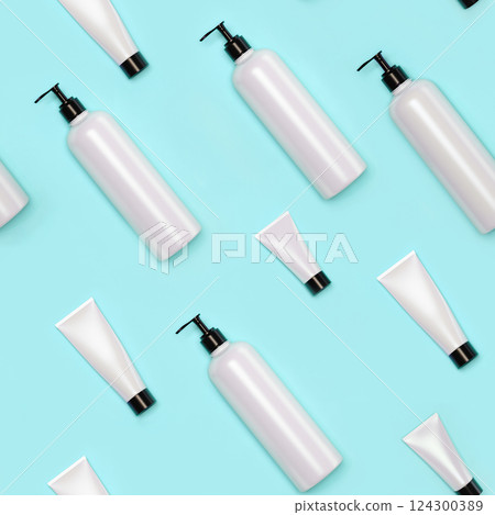 3d seamless pattern of flat lay cosmetic set. 124300389