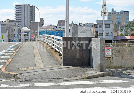 Higashibashi Bridge over the Tagawa River 124301959