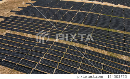 Aerial view of solar power station 124303753