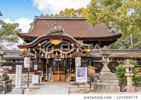 京都市伏見區深草藤森神社（菖蒲節的發祥地）勝利之神和馬匹、正殿和祭拜場所，有形文化財產 124304574