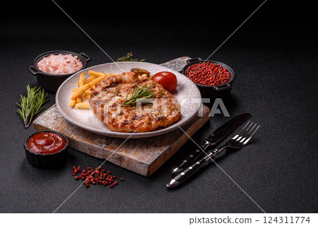 Delicious fresh grilled turkey fillet with spices and herbs 124311774