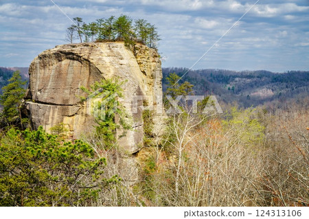 Courthouse Rock 124313106