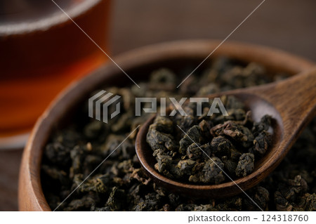 凍頂烏龍茶葉特寫 124318760