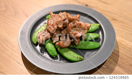 雞肉料理(雞頸肉、雞軟骨) 家庭料理 雞肉料理(雞頸肉、雞軟骨) 家庭料理 124319985