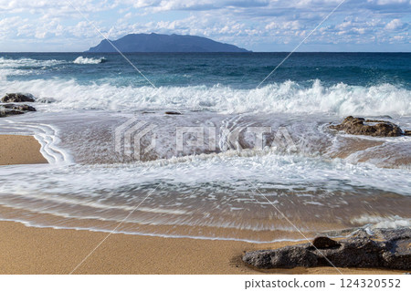 Winter at Nagata Inakahama, Yakushima's largest sea turtle nesting site Winter at Nagata Inakahama, Yakushima's largest sea turtle nesting site 124320552