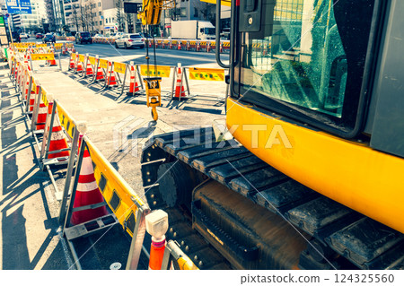 Tokyo National Route 15 under construction Around Sengakuji Station March 2025 Warm and cool colors Tokyo National Route 15 under construction Around Sengakuji Station March 2025 Warm and cool colors 124325560