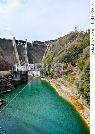 Miyagase Dam in Kanagawa Prefecture 124328469