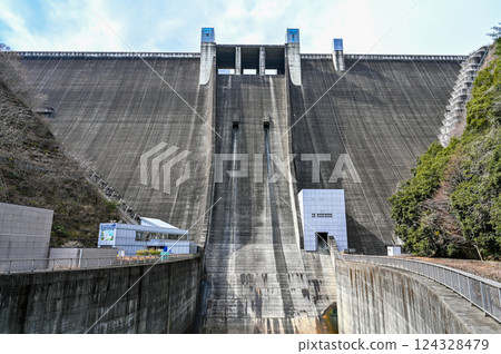 Miyagase Dam in Kanagawa Prefecture 124328479