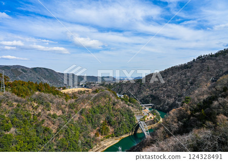 神奈川縣的Miyagase大壩 神奈川縣的Miyagase大壩 124328491