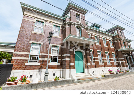 佐賀縣佐賀市佐賀歷史民俗博物館（舊古賀銀行） 124330943