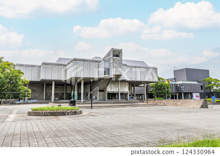 佐賀縣佐賀市佐賀縣立博物館和佐賀縣立美術館 124330964