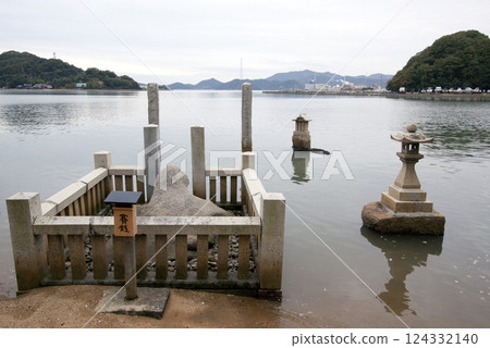 Kameishi Shrine Kameishi Shrine 124332140