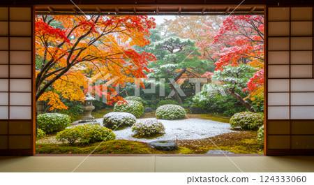 A Japanese garden with seasonal views from a Japanese-style room 124333060