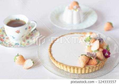 草莓慕斯塔 124333557