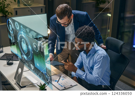 Team Collaboration in Cybersecurity Analytics in a Modern Office Environment Team Collaboration in Cybersecurity Analytics in a Modern Office Environment 124336050