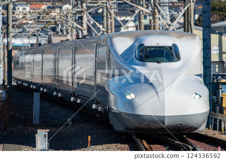 東海道山陽新幹線N700A抵達月台 124336592