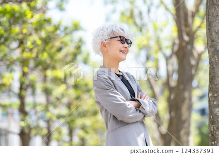 時尚高級女士太陽眼鏡 124337391