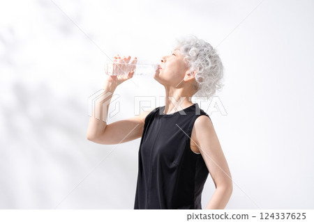Hydration Water Woman 124337625