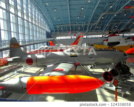 T-33 Shooting Star 124338058