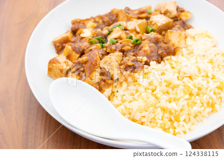 Delicious mapo fried rice bento Delicious mapo fried rice bento 124338115