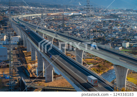 靜岡縣富士市天滿附近新東名高速公路 靜岡縣富士市天滿附近新東名高速公路 124338183