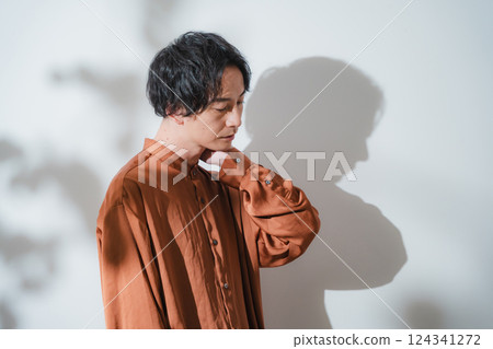 Refreshing male portrait 124341272