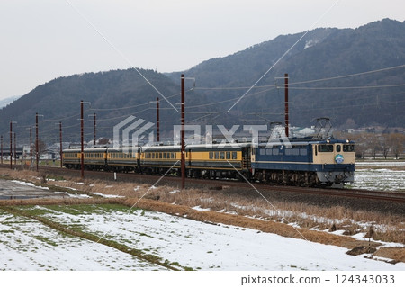 EF65型電力機車牽引沙龍車浪速號 EF65型電力機車牽引沙龍車浪速號 124343033