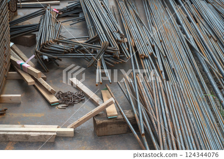 工地材料儲存區：異形鋼筋入庫 124344076