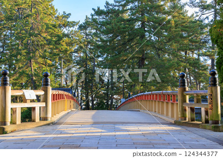 Amanohashidate的旋轉橋 Amanohashidate的旋轉橋 124344377