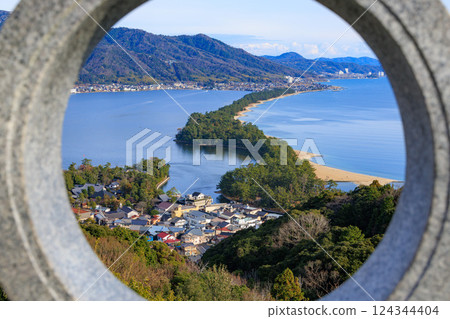Amanohashidate as seen from the puzzle ring 124344404