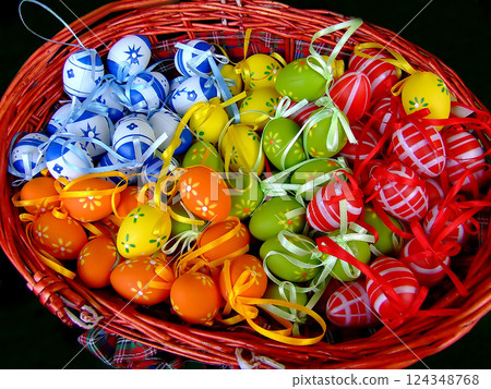 Easter eggs 124348768