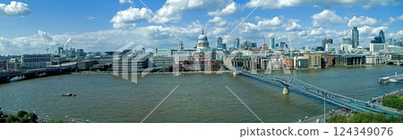 Thames panorama Thames panorama 124349076