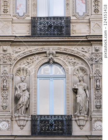 Paris facade detail Paris facade detail 124351418