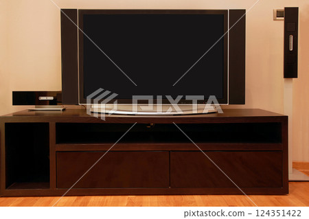 Large TV 124351422
