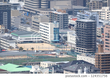 Hiroshima cityscape (view from the top of Mount Kogane) 124351756