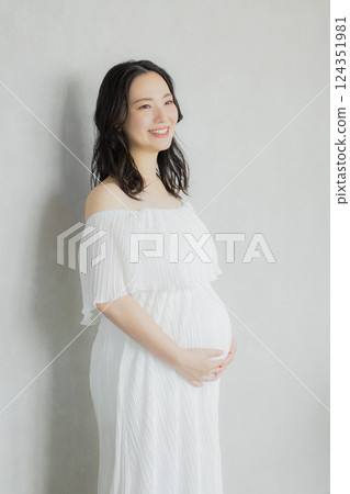 孕婦產婦寫真 124351981