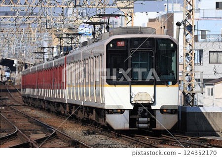 [Kintetsu] 9020 series + 5800 series rapid express (Nara Line: Hachinosato Station) 124352170