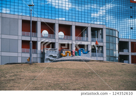 [Ogimachi Park] Artistic objects 124352610